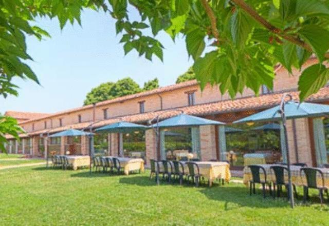 Hotel La Foresteria Abbadia di Fiastra Zewnętrze zdjęcie