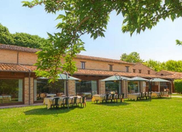 Hotel La Foresteria Abbadia di Fiastra Zewnętrze zdjęcie